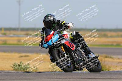 media/May-22-2023-Fastrack Riders (Mon) [[ae7626d9d8]]/Level 1/945am (Sweeper)/